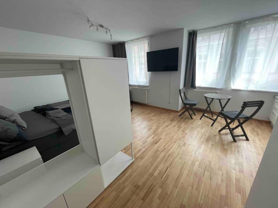 Apartment Next To Mariahilferstrasse Wiedeń Zewnętrze zdjęcie